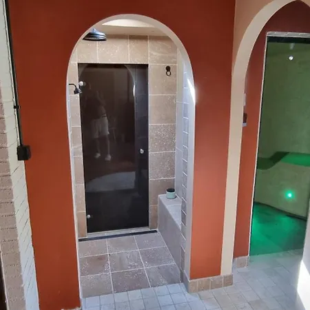 Вилла Etang Des Tamaris Намюр